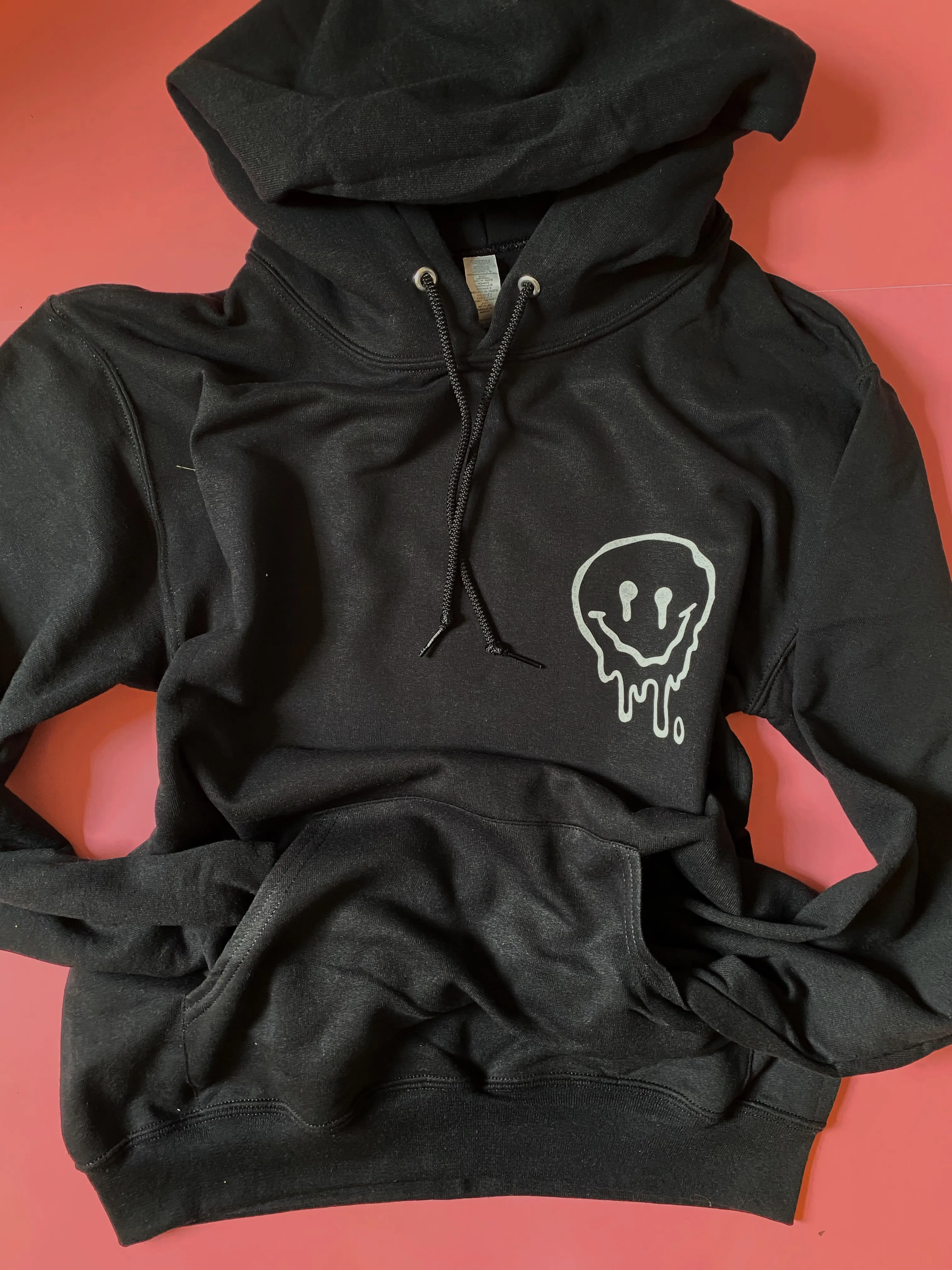 Checkered Smiley - MAMA hoodie