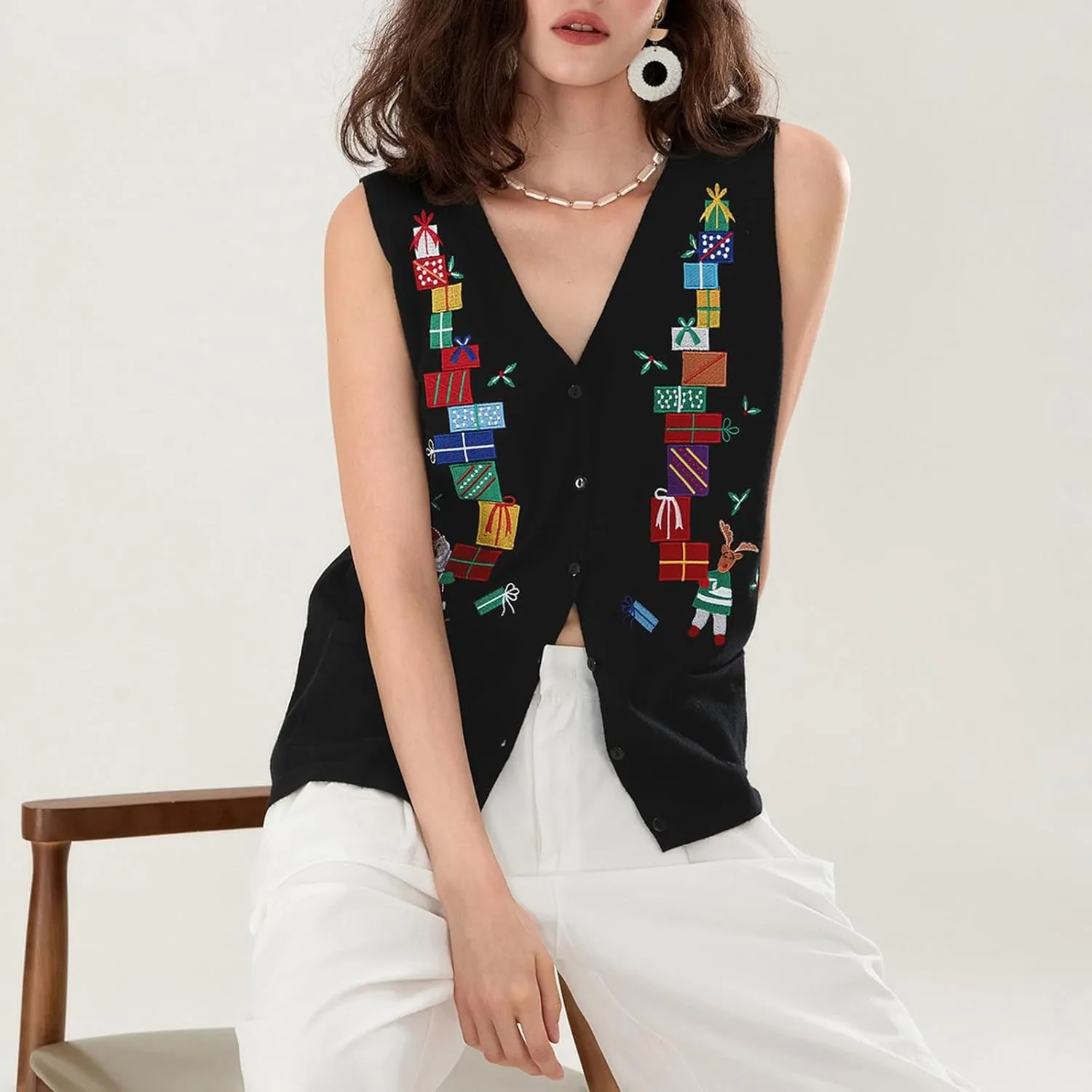 Christmas Vest for Women Reindeer Santa Snowman Embroidery Sweater Sleeveless Ugly Xmas Knit Tank Top