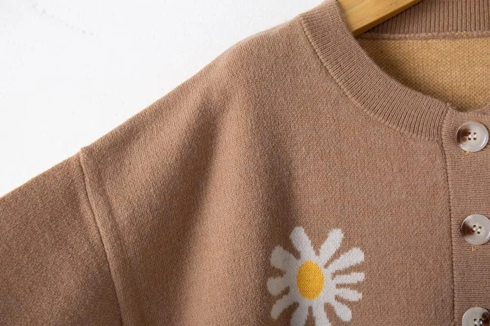 Cute Daisy Flower Knit Cardigan Sweaters for Women Button Down Open Front Aesthetic 90s Sweater Plus Size Outwear