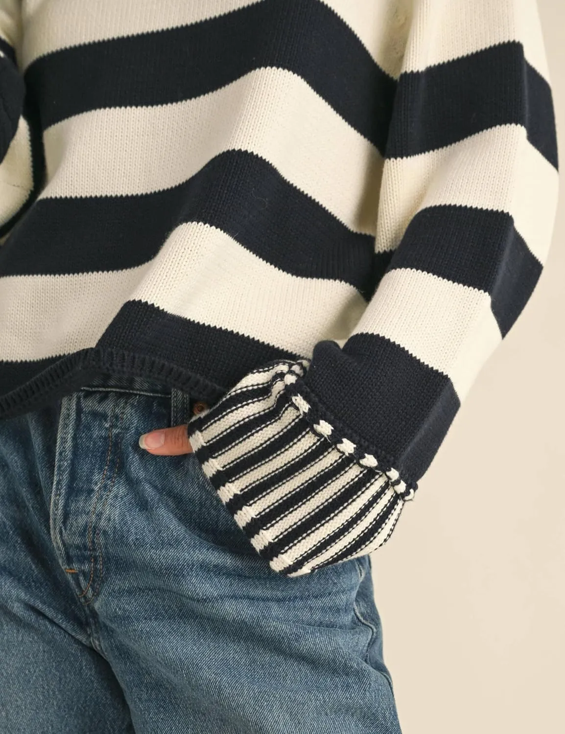 Esmeling Women's Casual Loose Striped Sweater Fall Long Sleeve Crew Neck Knitted Pullover Tops