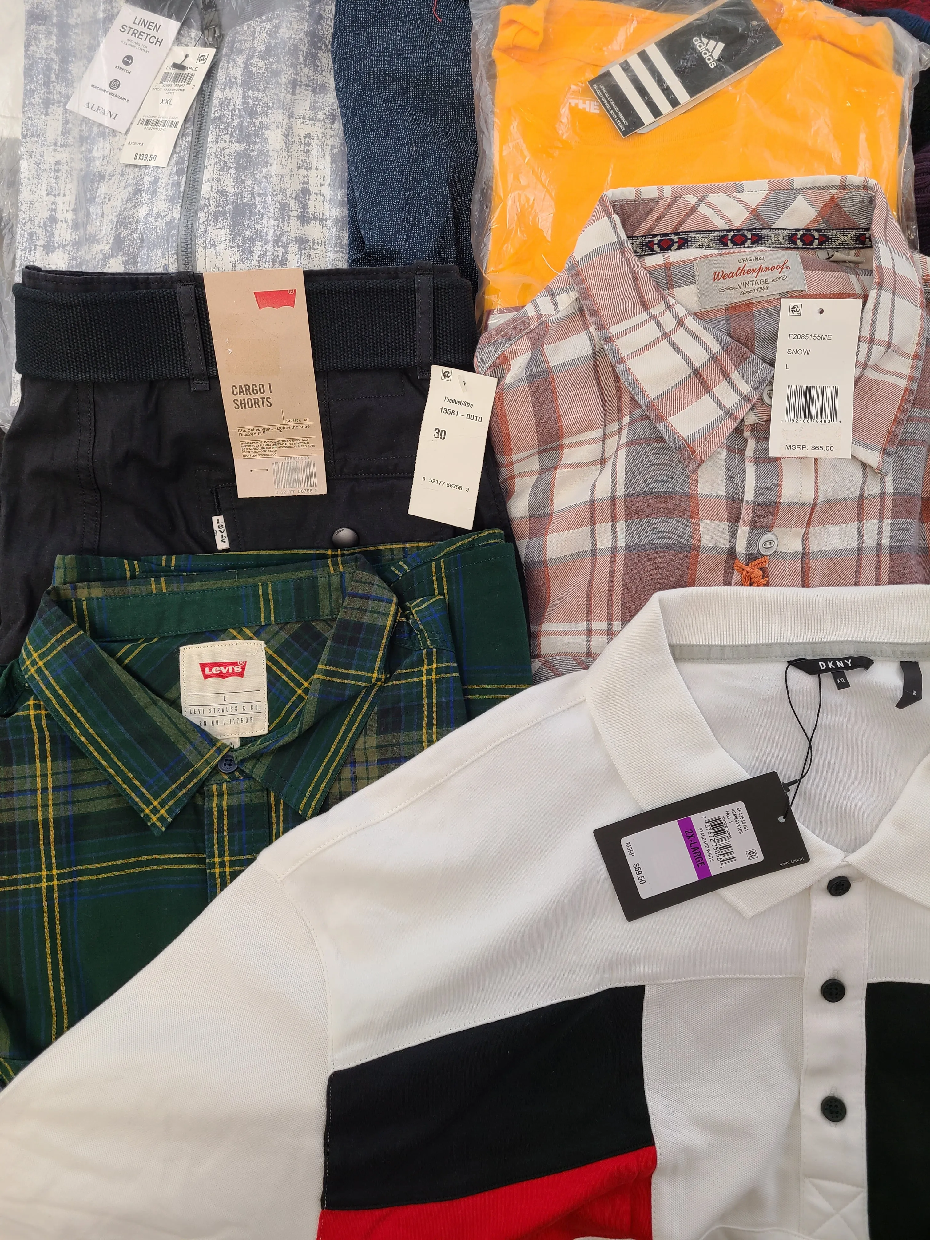 Men's Clothing Wholesale LotLevi's, Adidas, DKNY, Weatherproof Vintage, Dockers, American Apparel, Alfani, INC and more, 25 Units, Shelf Pulls, MSRP $1,632.49