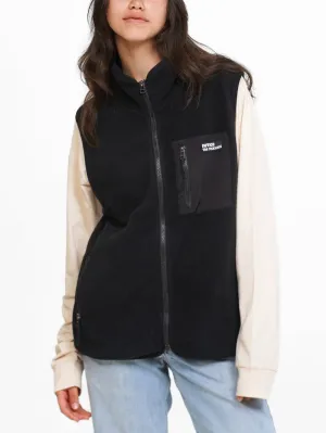 Tundra Vest