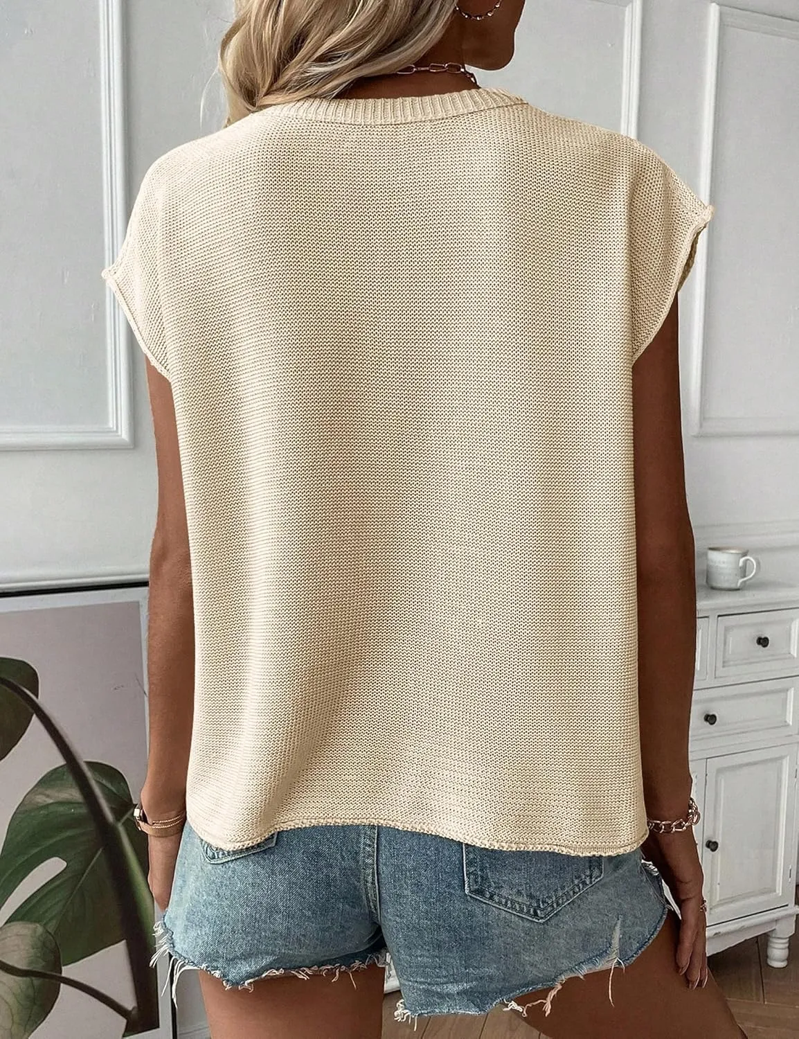 Womens Cap Sleeve Sweater Vest Crew Neck Knit Sleeveless Tank Tops Casual Lightweight Pullover Sweaters
